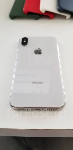Apple iPhone X. �/�, �����������, 4G LTE, ����������, NFC ����