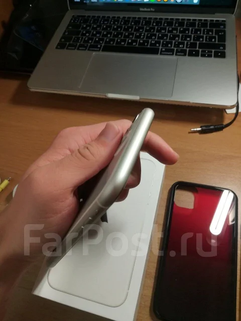 Apple iPhone 11. �/�, �����, 3G, 4G LTE, NFC ����