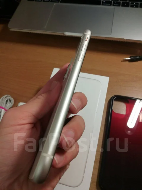 Apple iPhone 11. �/�, �����, 3G, 4G LTE, NFC ����