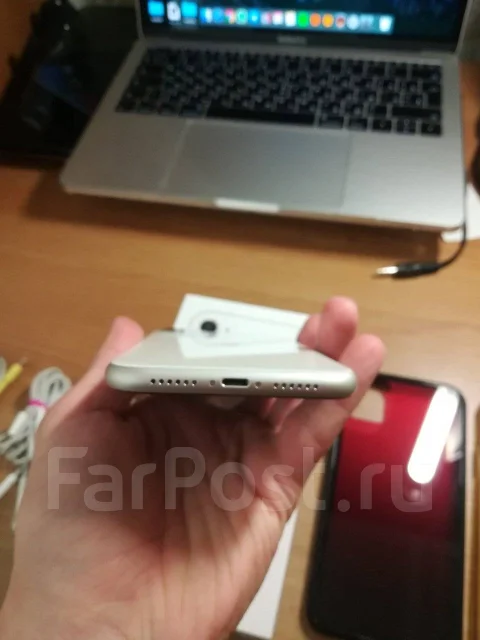 Apple iPhone 11. �/�, �����, 3G, 4G LTE, NFC ����