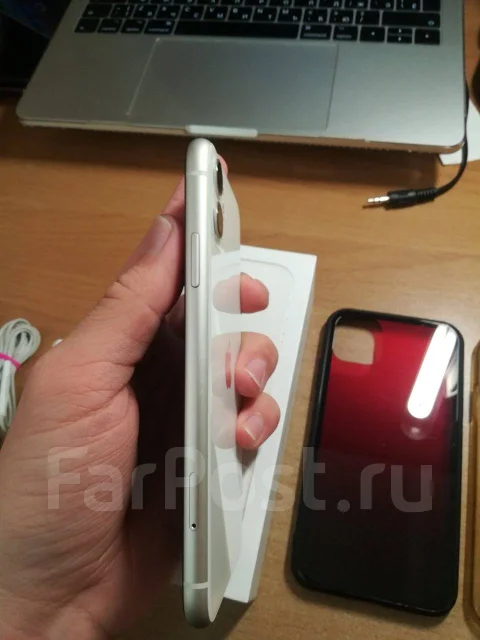 Apple iPhone 11. �/�, �����, 3G, 4G LTE, NFC ����