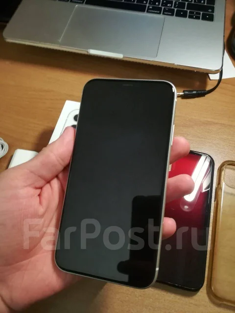 Apple iPhone 11. �/�, �����, 3G, 4G LTE, NFC ����