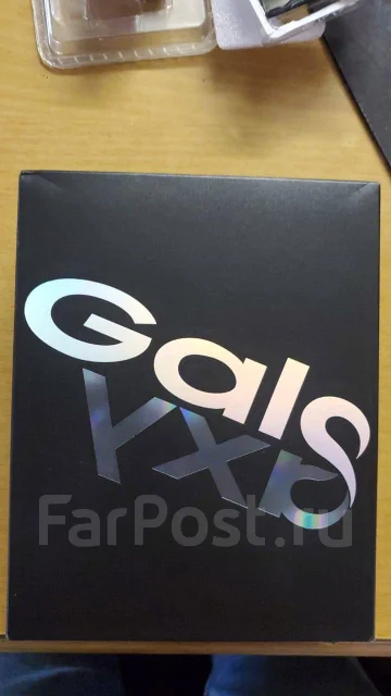 Samsung Galaxy Fold. �/�, �����������, 4G LTE, Dual-SIM, NFC ����