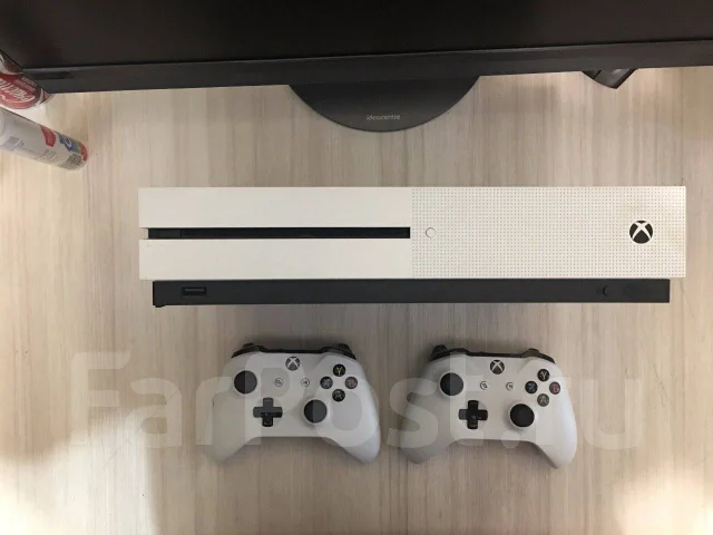 Microsoft Xbox One S ����