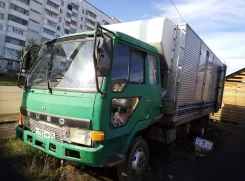 Mitsubishi Fuso Fighter ����