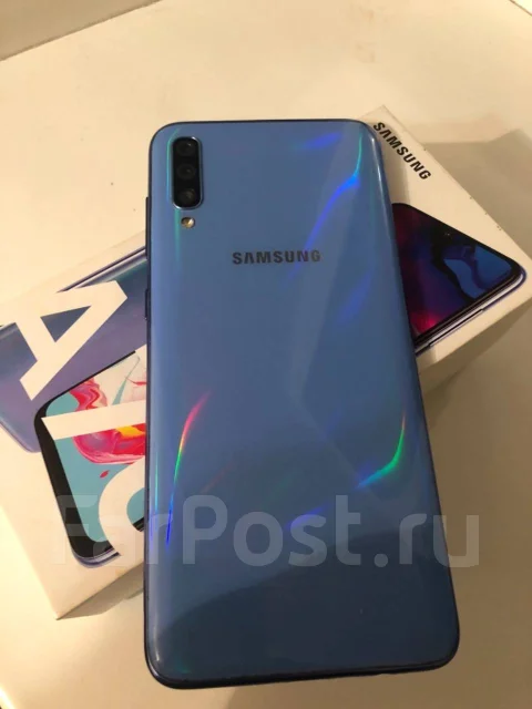 Samsung Galaxy A70. �/�, �����, 4G LTE ����