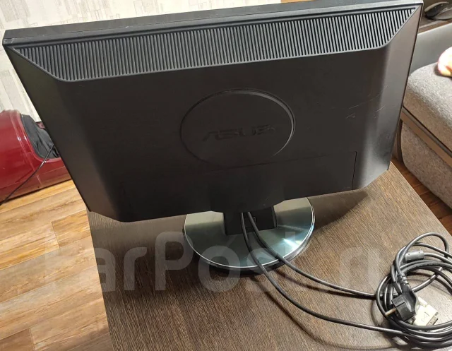 Asus. 22" ����