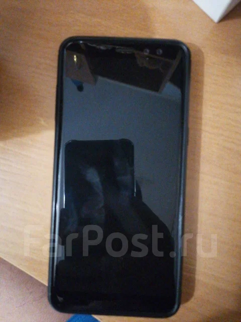 Samsung Galaxy A8 2018. �/�, ������, 4G LTE, Dual-SIM, NFC ����