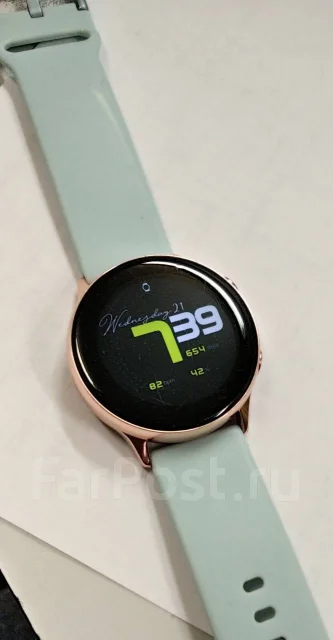 Samsung Galaxy Watch Active ����