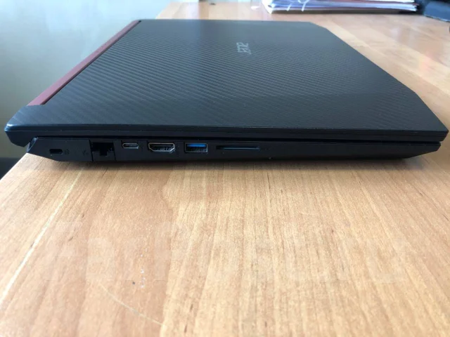 Acer Nitro 5. 2,3����, ��� 6 ��, ���� 1 000���, WiFi: 1, Bluetooth: 1, ����������� �� 5��. ����