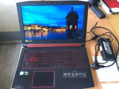 Acer Nitro 5. 2,3����, ��� 6 ��, ���� 1 000���, WiFi, Bluetooth, ����������� �� 5��. ����