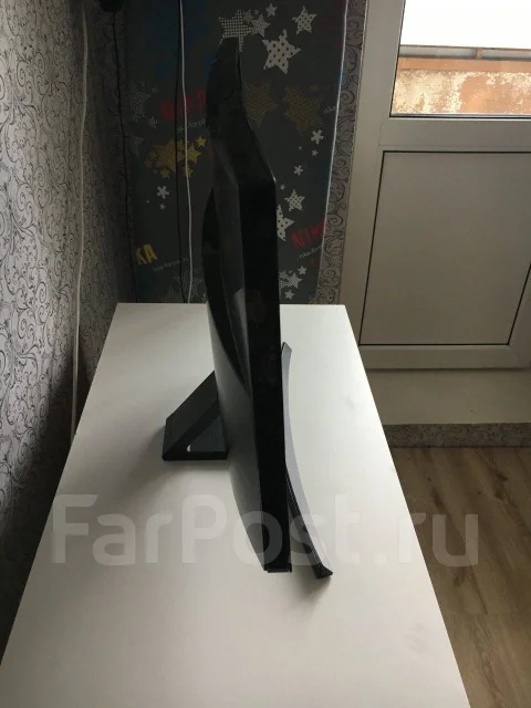 Samsung. 24" ����