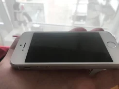 Apple iPhone SE. �/�, �����, 3G, 4G LTE, NFC ����