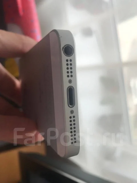 Apple iPhone SE. �/�, �����, 3G, 4G LTE, NFC ����