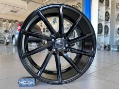 Vossen CVT. 8.0x18", 4x100, ET40, �� 60,1���. ����