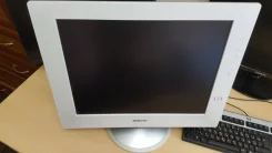 Sony. 20" ����