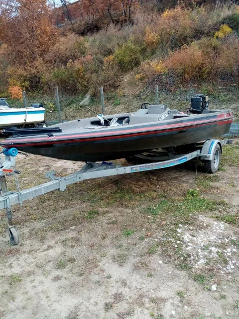 Yamaha LS. 1990 ���, ����� 5��., ��������� ��� ���������, 150��.�., ������ ����