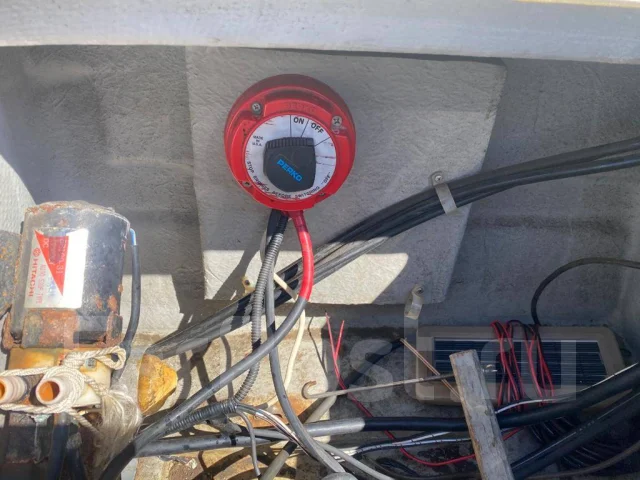 Yamaha FC-23. 1998 ���, ����� 7,5��., ��������� ���������, 115��.�., ������ ����
