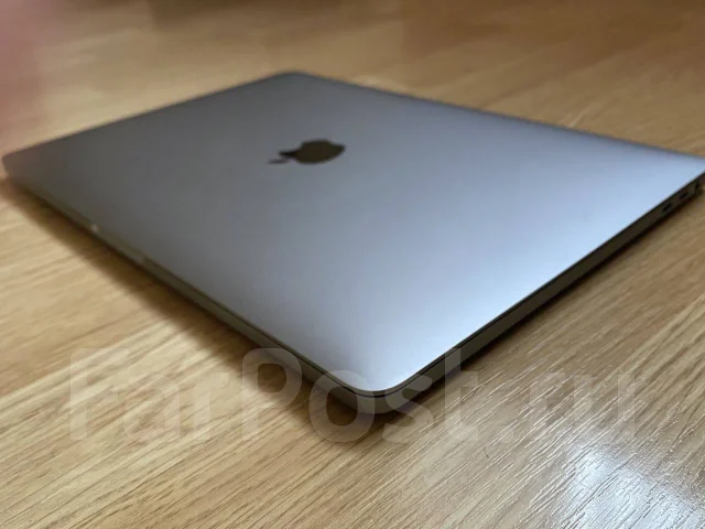 Apple MacBook Pro 13 2018. 13", 2,3����, ��� 8 ��, ���� 512���, WiFi: 1, Bluetooth: 1 ����