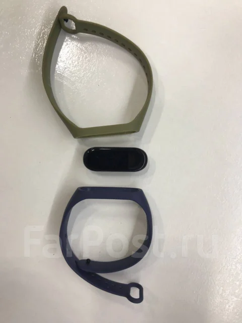 Xiaomi Mi Band 4 ����