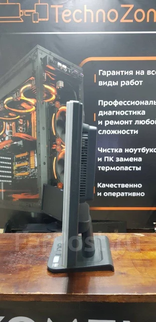 Acer. 17" ����