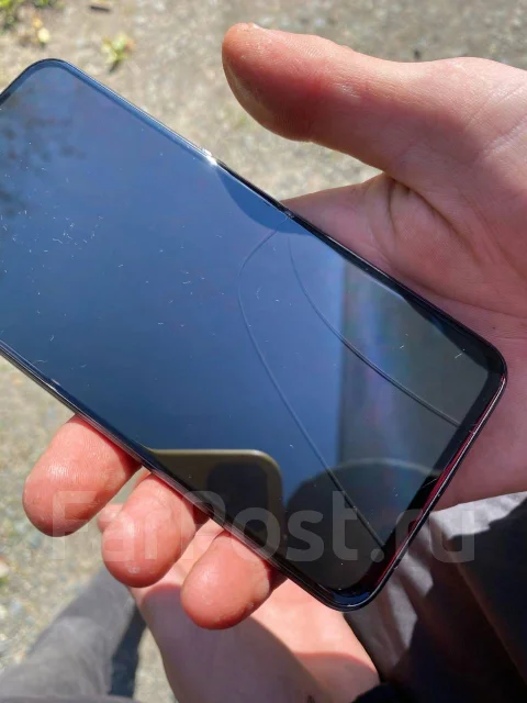 Samsung Galaxy A40. �/�, 3G, 4G LTE, Dual-SIM, ����������, NFC ����