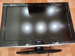 Izumi. LCD (��) ����