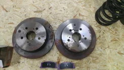 2 ������ ��������� ����� TRW DF 4017 (Estima, Emina, Lucida) DF4017 ����