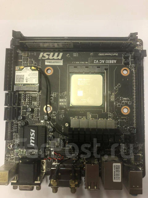 Socket FM2+ ����