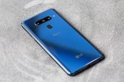LG V40 ThinQ. �/�, �����, 3G, 4G LTE, ����������, NFC ����