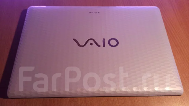 Sony VAIO PCG-71812V. 15.6", 2,2����, ��� 4 ��, ���� 283���, WiFi: 1, ����������� �� 1��. ����