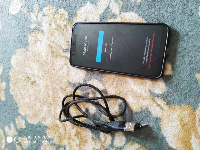 Xiaomi Mi8. �/�, ������, 3G, 4G LTE, Dual-SIM, NFC ����