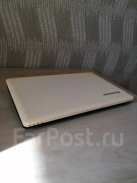Lenovo IdeaPad S100. 10.1", 1,7����, ��� 2048 ��, ���� 282���, WiFi: 1, ����������� �� 3��. ����