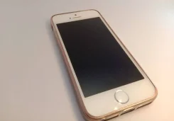 Apple iPhone SE. �/�, �����������, 3G, 4G LTE ����