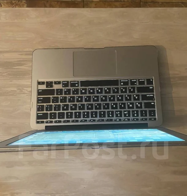 Apple MacBook Air 11 2013 Mid. 11", 1,3����, ��� 4 ��, ���� 128���, WiFi: 1, ����������� �� 4��. ����