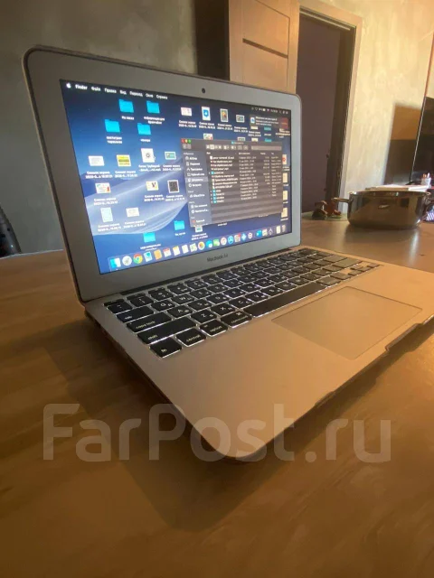 Apple MacBook Air 11 2013 Mid. 11", 1,3����, ��� 4 ��, ���� 128���, WiFi: 1, ����������� �� 4��. ����