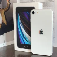Apple iPhone SE 2020. �/�, �����, �����������, 3G, 4G LTE, ����������, NFC ����