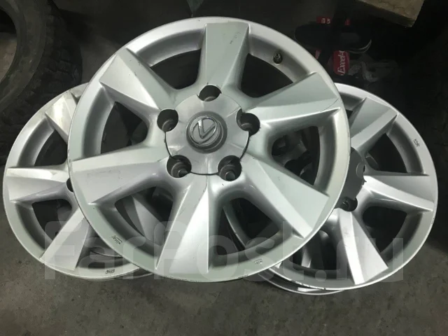 Lexus. x18", ET60 ����
