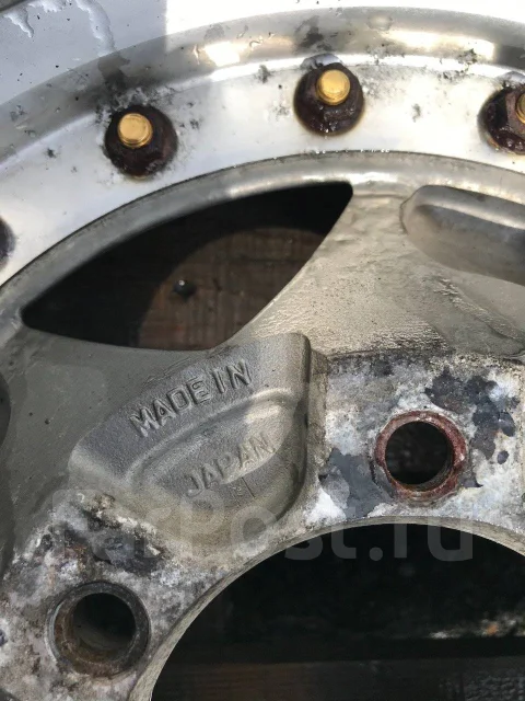Berg. 7.0x15", 6x139.7, ET14 ����