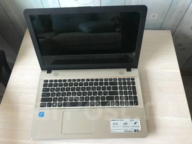 Asus VivoBook Max D541SA. 15.6", 1,6����, ���� 500���, WiFi: 1, Bluetooth: 1, ����������� �� 4��. ����