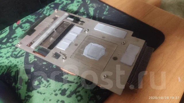 GeForce GTX 1070 ����