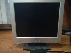 Belinea. 17" ����