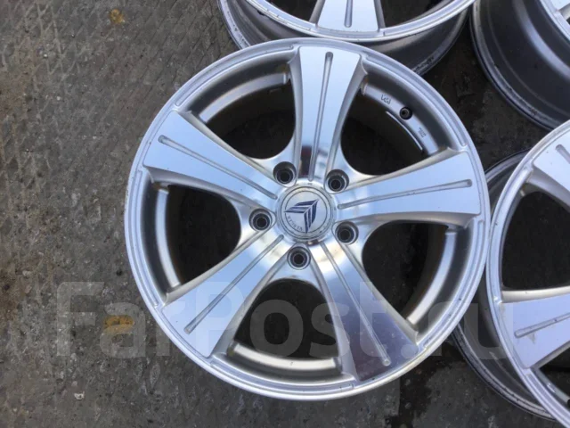Verger. 7.0x16", 5x114.3, ET50 ����