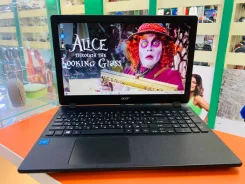 Acer Extensa EX2530. 15.6", 1,4����, ��� 4 ��, ���� 500���, WiFi: 1, Bluetooth: 1 ����