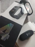 Xiaomi Mi Band 4 ����