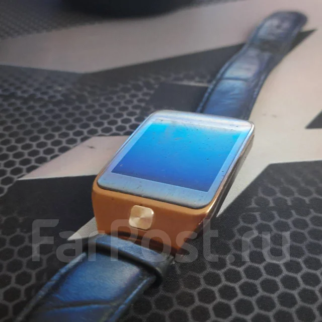 Samsung Gear S2. IP67 ����