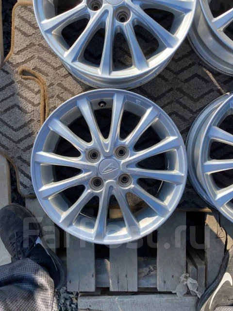 Daihatsu. 4.5x14", 4x100, ET45, �� 54,1���. ����