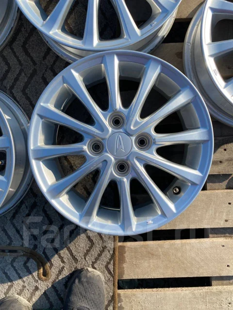 Daihatsu. 4.5x14", 4x100, ET45, �� 54,1���. ����