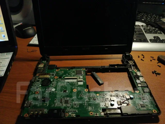Acer Aspire One D257-N57DQbb. ��� 1024 ��, WiFi: 1, Bluetooth: 1 ����