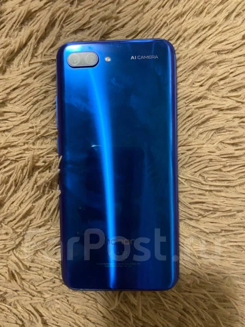 Honor 10. ����� ����